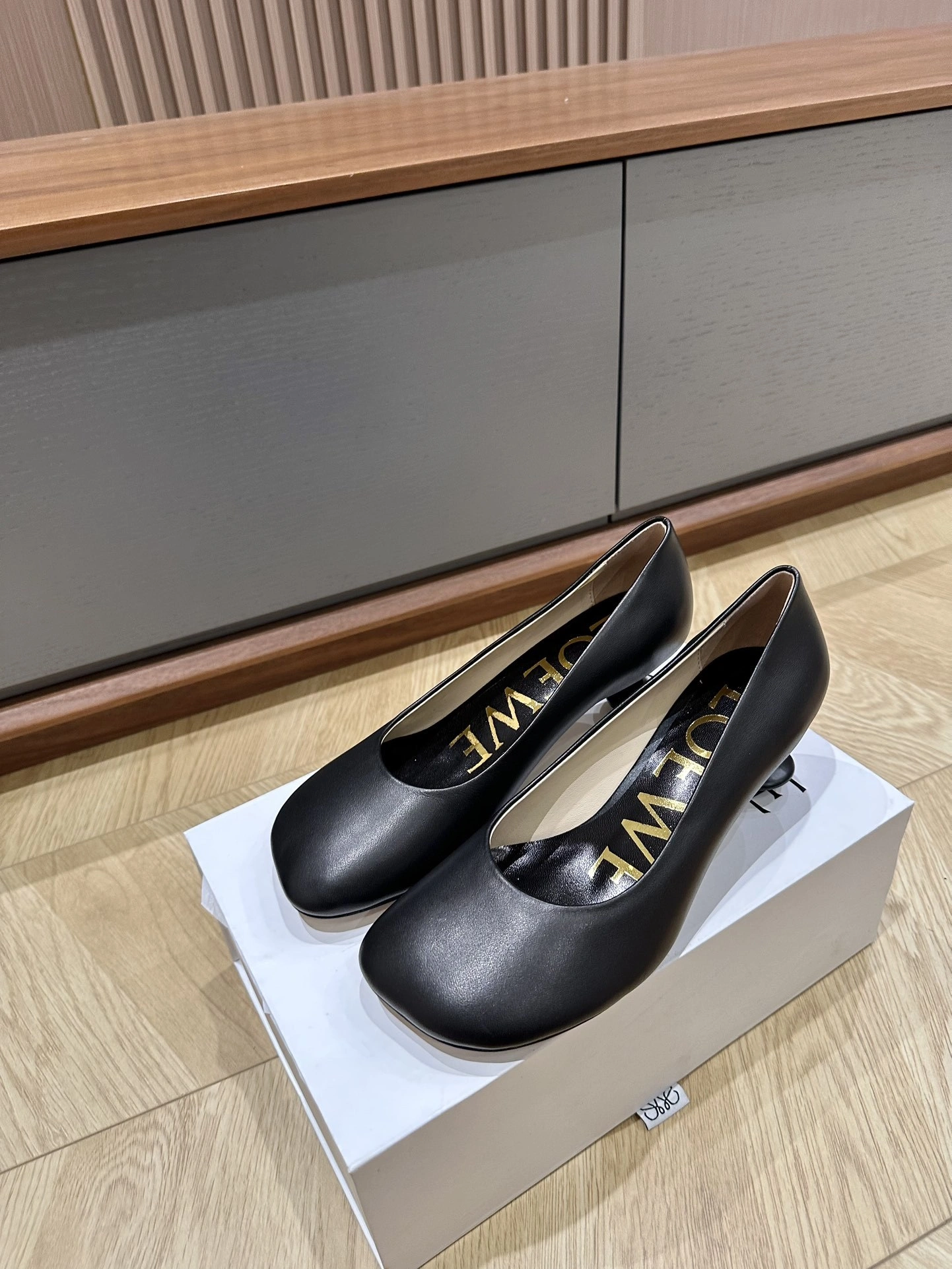 COCO-- 8o5w5 L815S01X78-1100 Calfskin sheepskin Heel height：5.5CM item:E-X000C2010